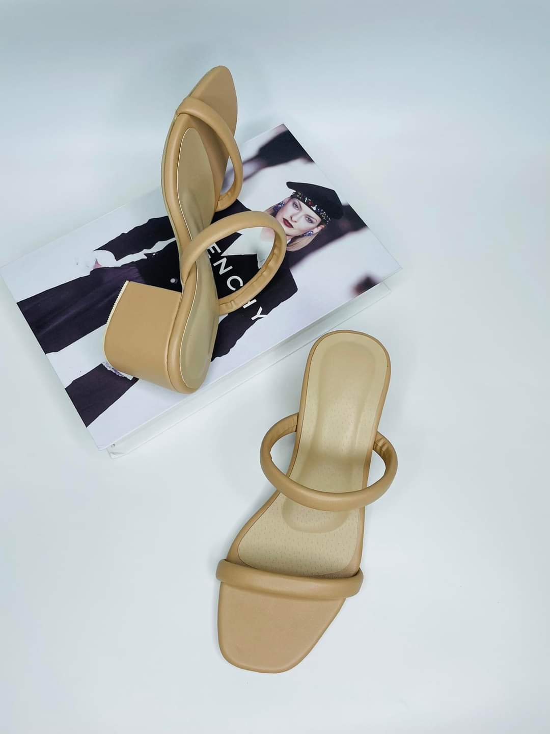 Mgubs - CHERYL - 2.5inches Block Heels Sandals