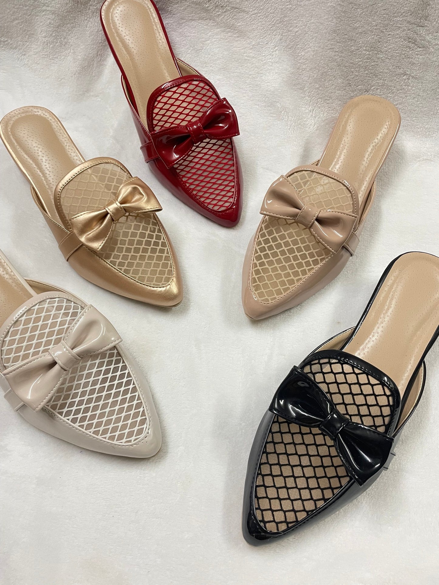 Mgubs - KIARA - Pointed Toe Doll Shoes with 1.5 Inch Heel & Bow Accent