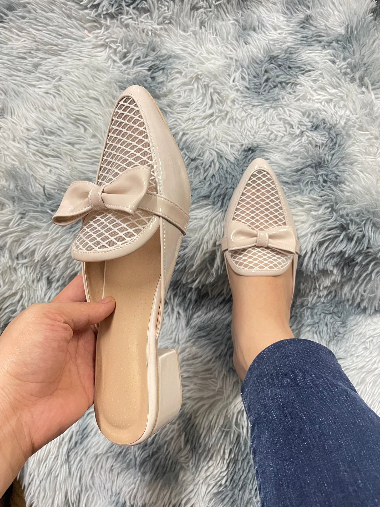 Mgubs - KIARA - Pointed Toe Doll Shoes with 1.5 Inch Heel & Bow Accent