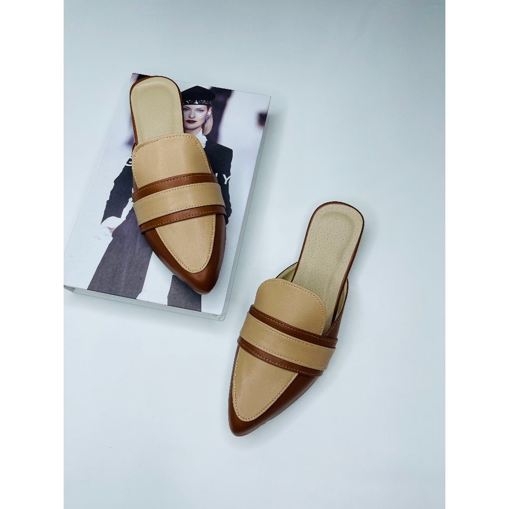 Mgubs - DIANA - Flat Pointed Mule Suede